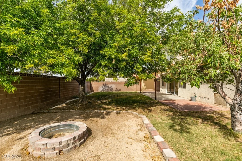 7409 Central Butte, Las Vegas, NV 89129