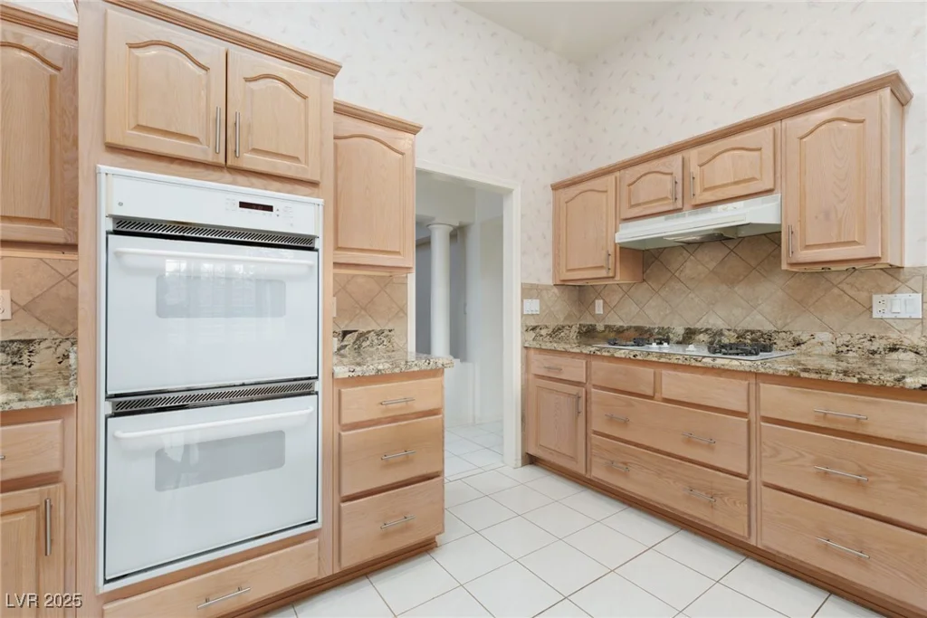 3032 Bonnie Rock, Las Vegas, NV 89134