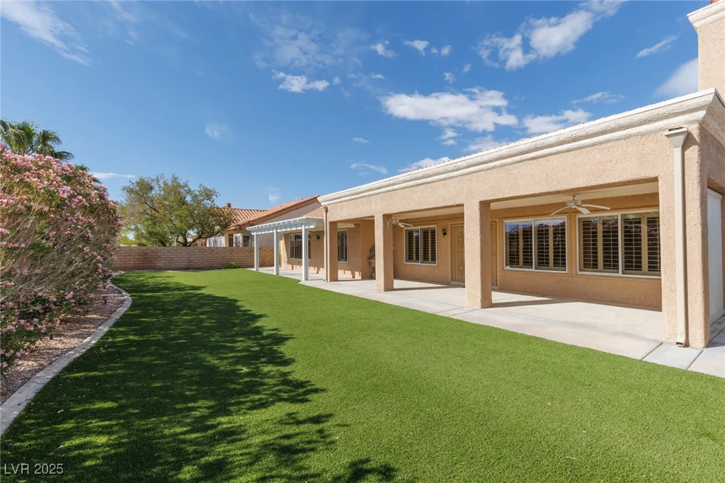 3032 Bonnie Rock, Las Vegas, NV 89134