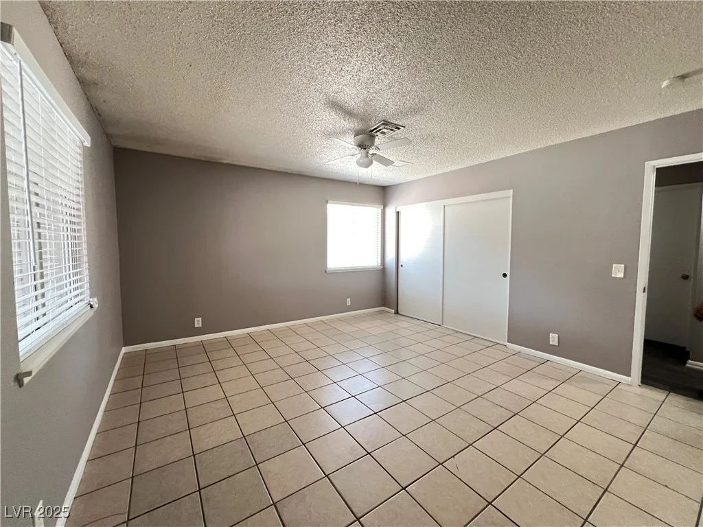 30 Diamond, Las Vegas, NV 89106