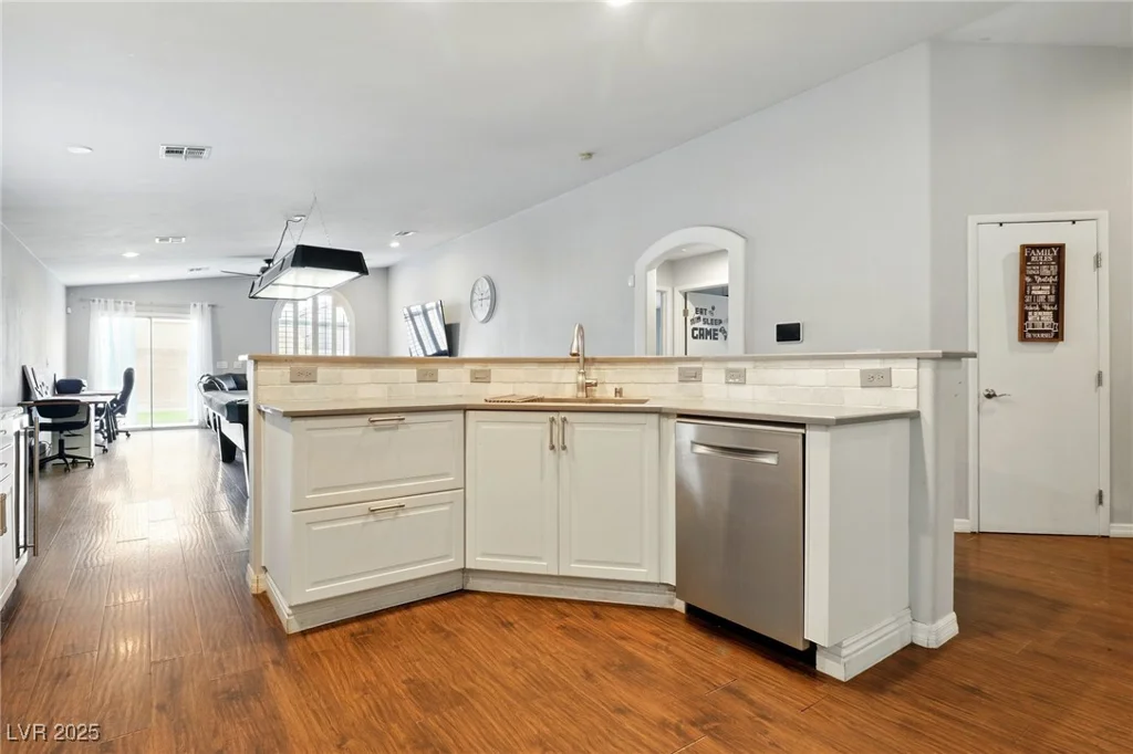5965 Sierra Medina, Las Vegas, NV 89139
