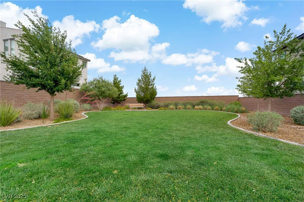 525 Monarch Ridge, North Las Vegas, NV 89084