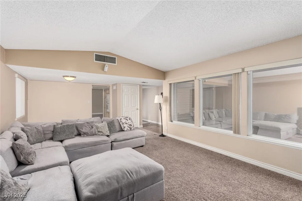 3905 Cherokee, Las Vegas, NV 89121