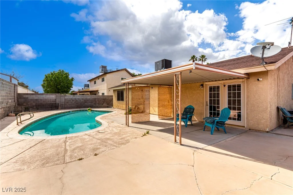 3905 Cherokee, Las Vegas, NV 89121