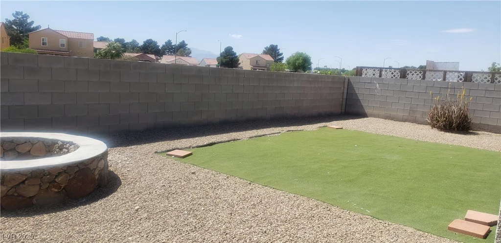 857 Lantham, Las Vegas, NV 89110