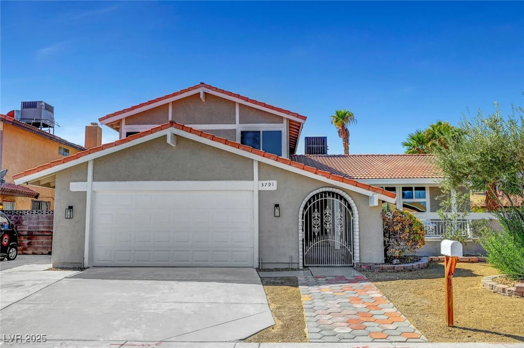 3791 El Camino, Las Vegas, NV 89103