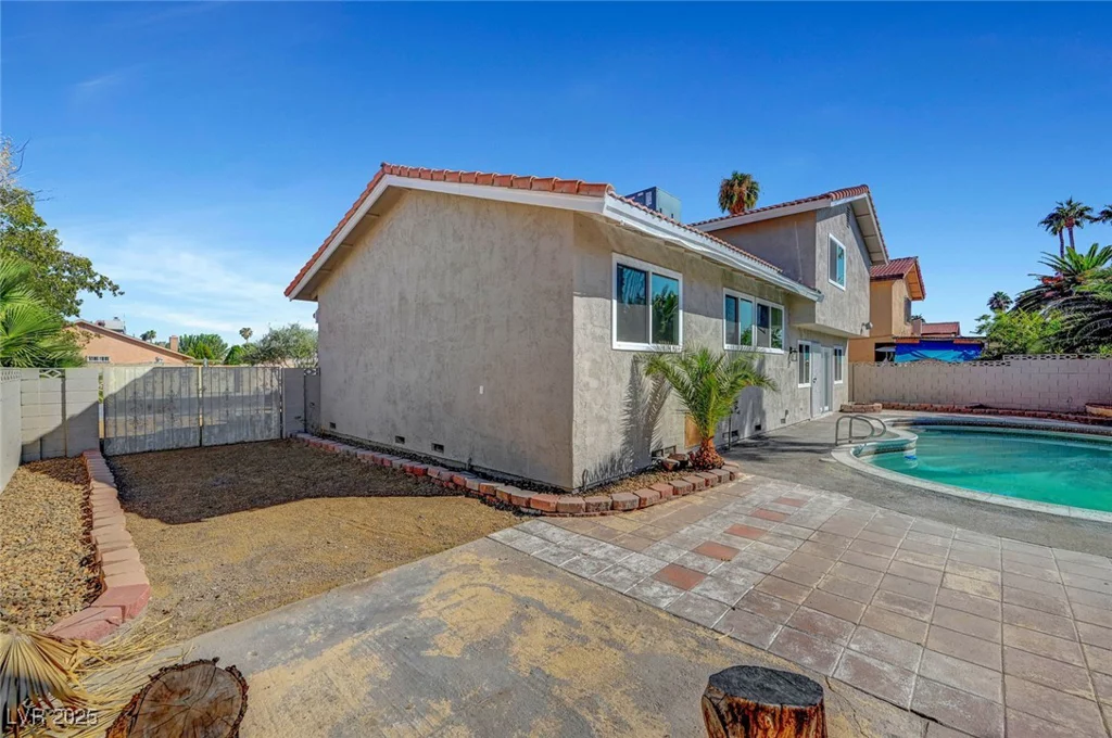 3791 El Camino, Las Vegas, NV 89103