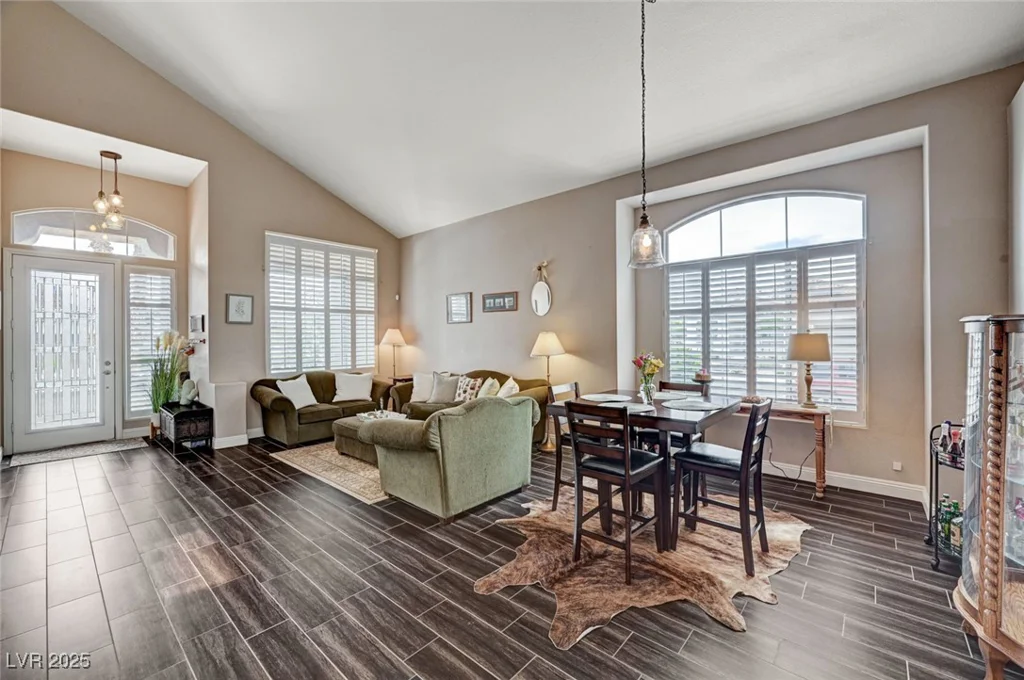 3055 Whispering Crest, Henderson, NV 89052