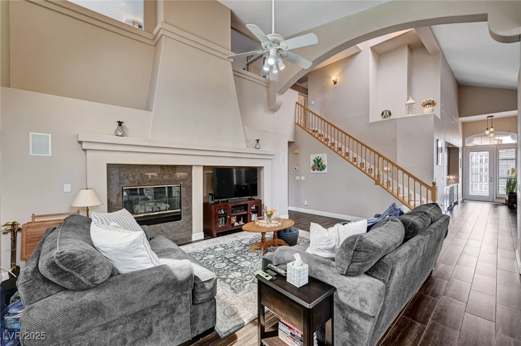 3055 Whispering Crest, Henderson, NV 89052