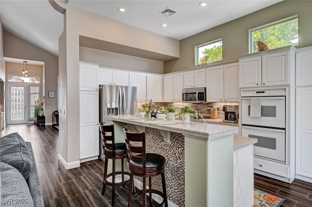 3055 Whispering Crest, Henderson, NV 89052