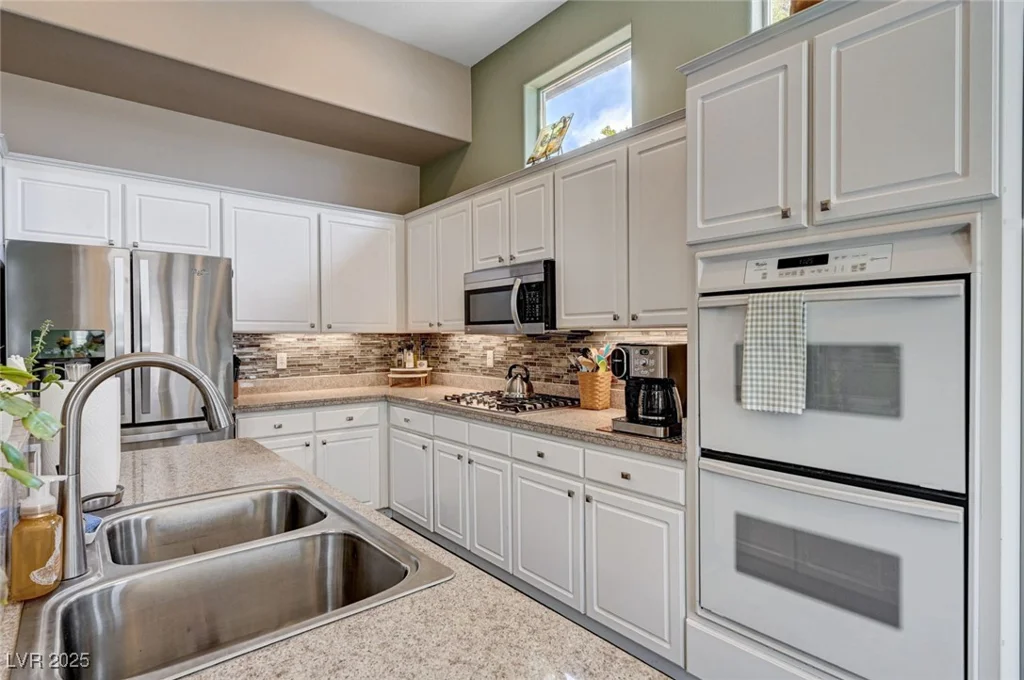 3055 Whispering Crest, Henderson, NV 89052