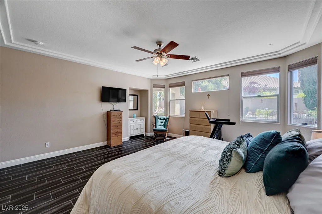 3055 Whispering Crest, Henderson, NV 89052