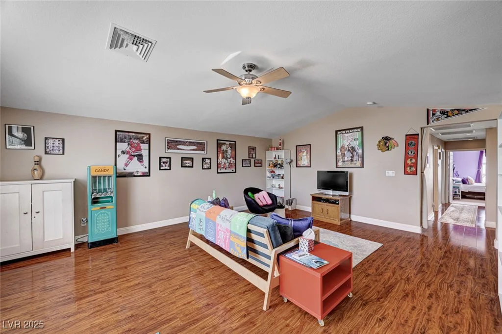 3055 Whispering Crest, Henderson, NV 89052