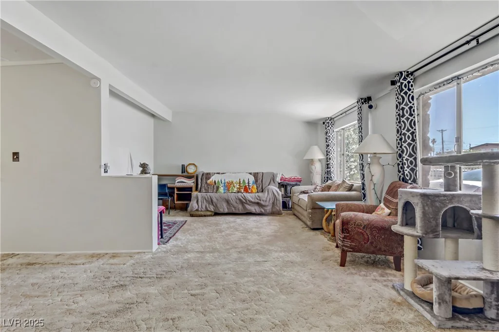 1674 Palma Vista, Las Vegas, NV 89169