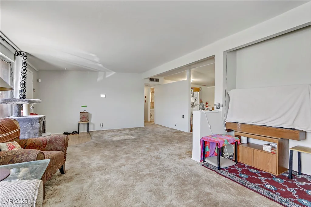 1674 Palma Vista, Las Vegas, NV 89169