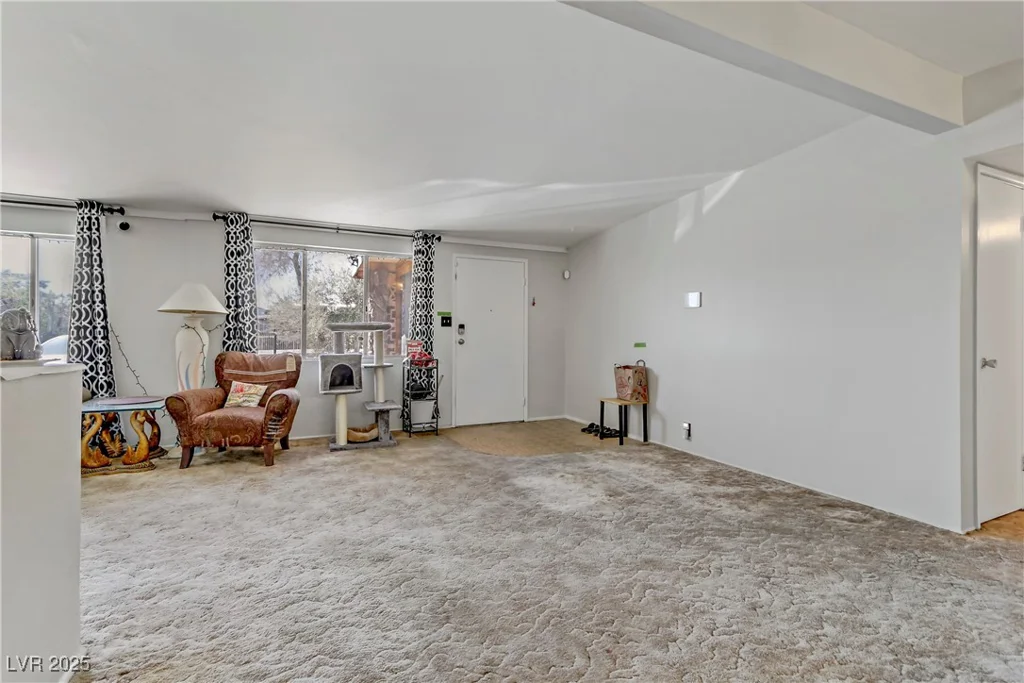 1674 Palma Vista, Las Vegas, NV 89169