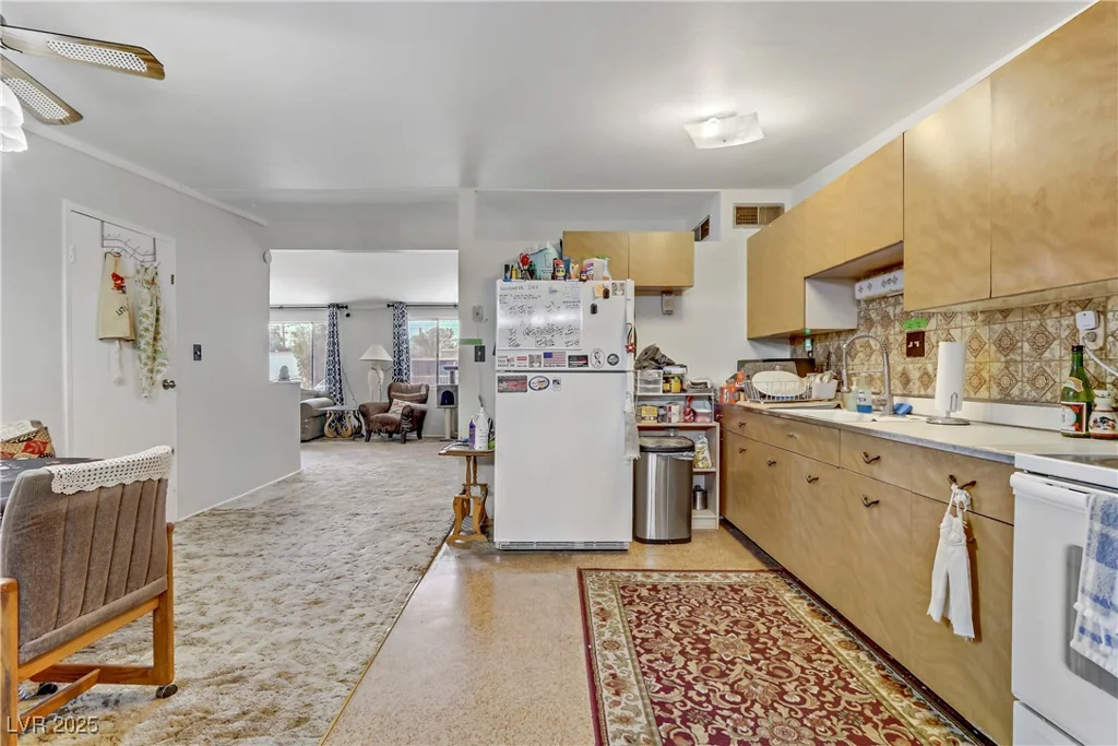 1674 Palma Vista, Las Vegas, NV 89169