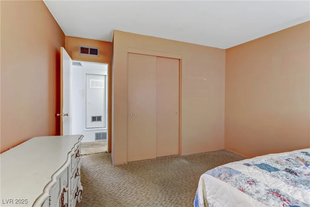 1674 Palma Vista, Las Vegas, NV 89169