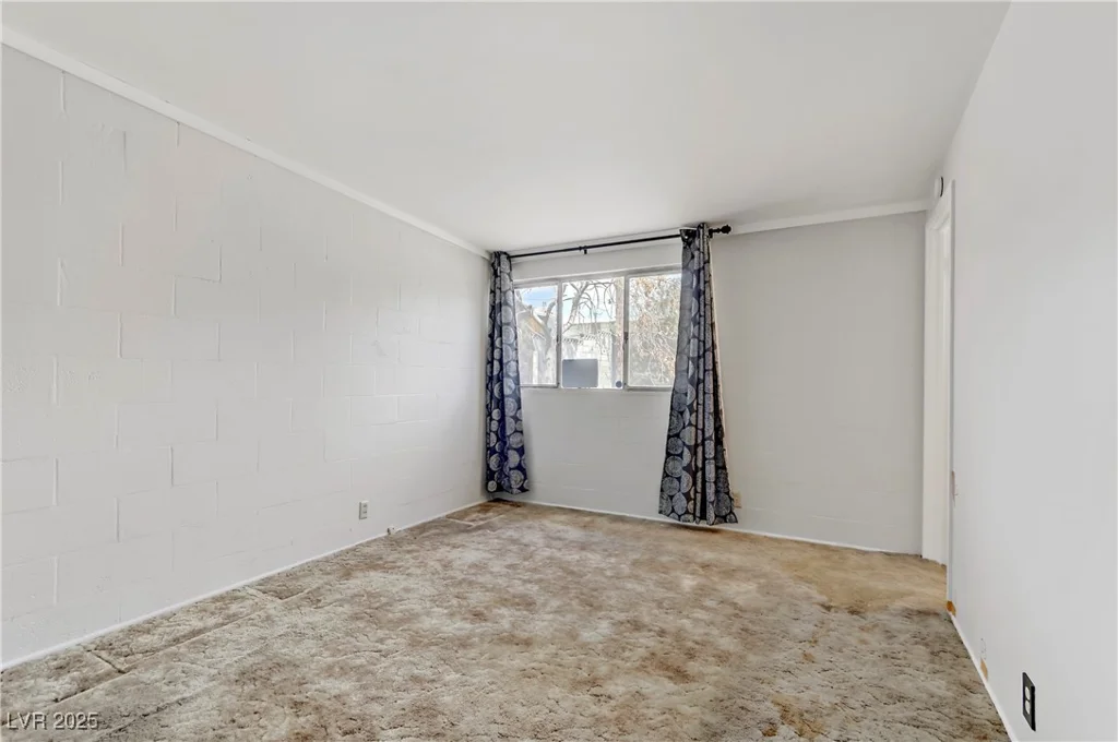 1674 Palma Vista, Las Vegas, NV 89169