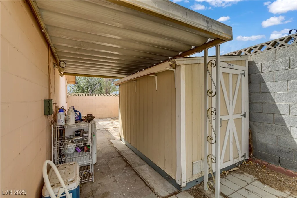 1674 Palma Vista, Las Vegas, NV 89169
