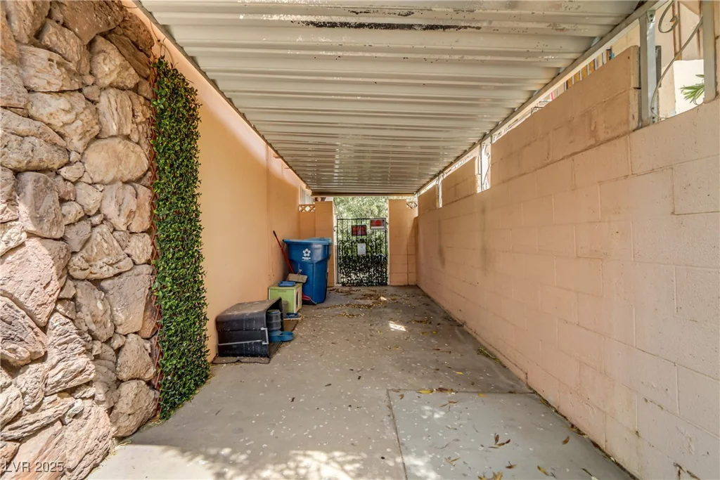 1674 Palma Vista, Las Vegas, NV 89169