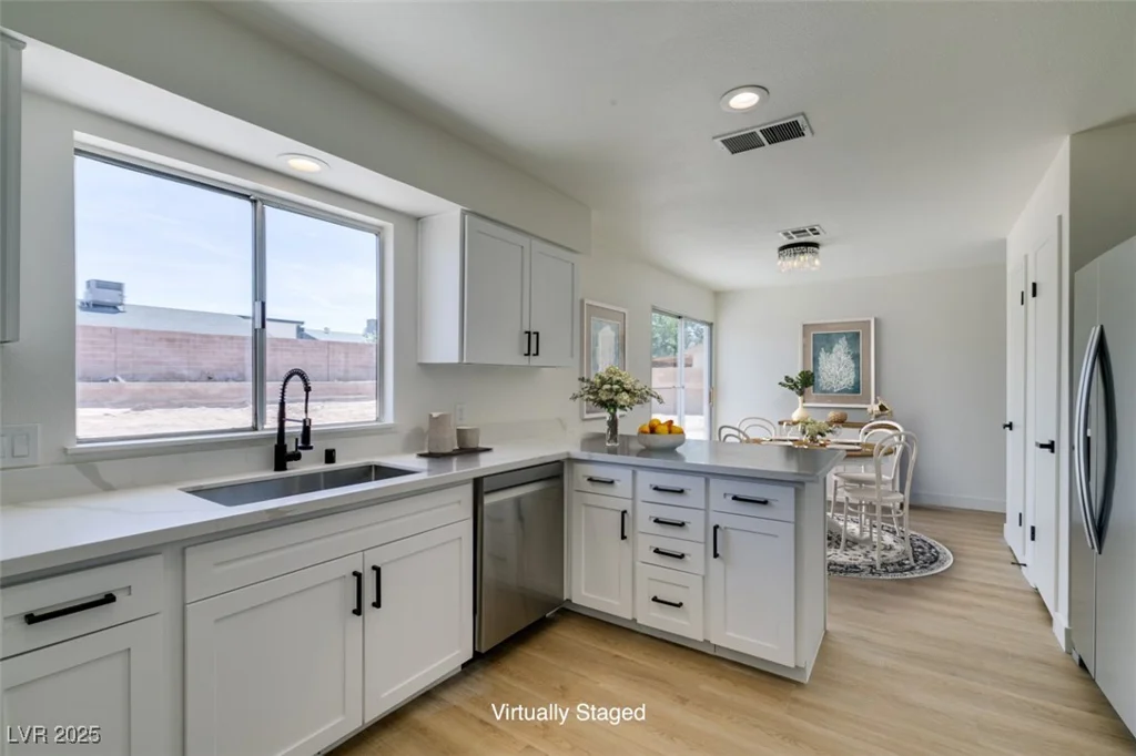 5273 Manassas, Las Vegas, NV 89122