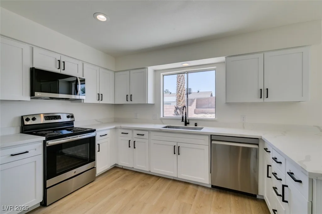 5273 Manassas, Las Vegas, NV 89122