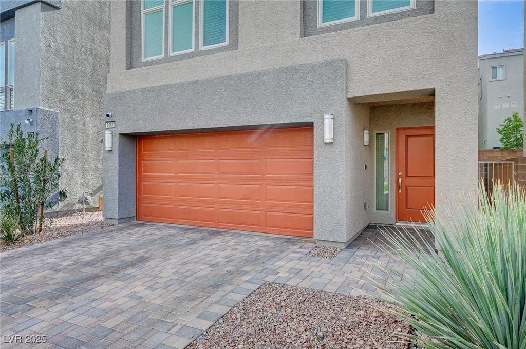 8087 Carpenter Creek, Las Vegas, NV 89113