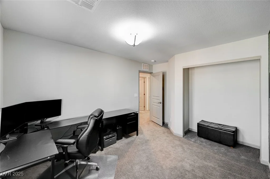 8087 Carpenter Creek, Las Vegas, NV 89113