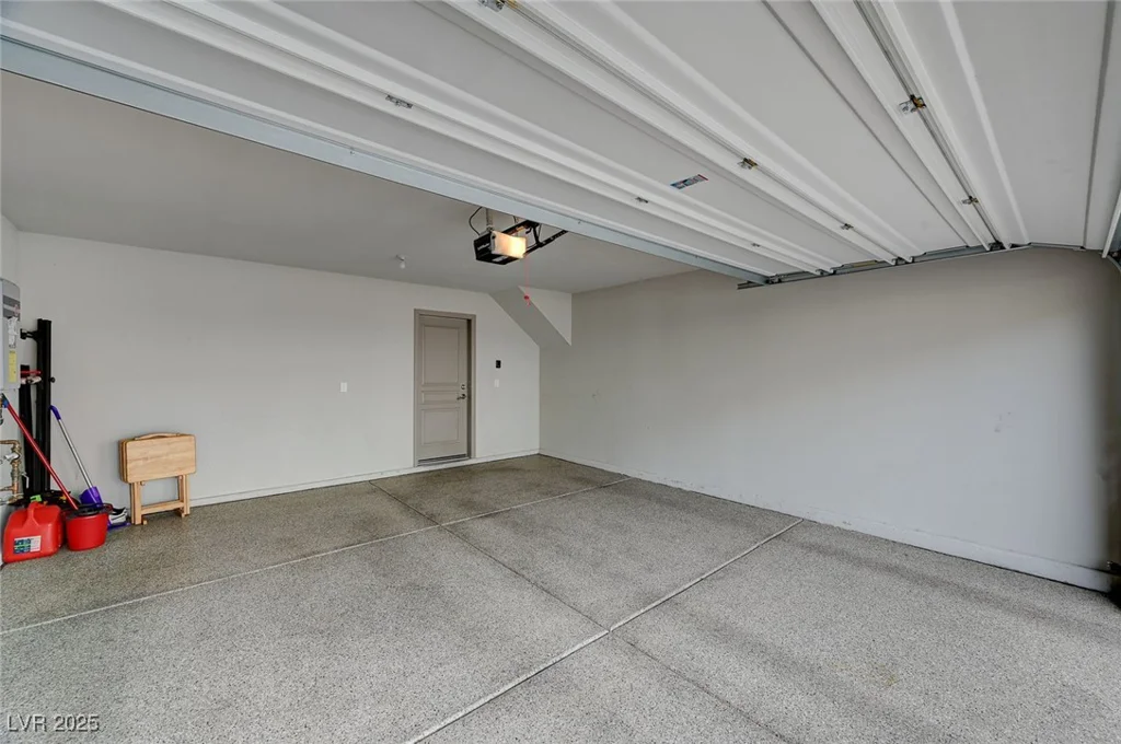 8087 Carpenter Creek, Las Vegas, NV 89113