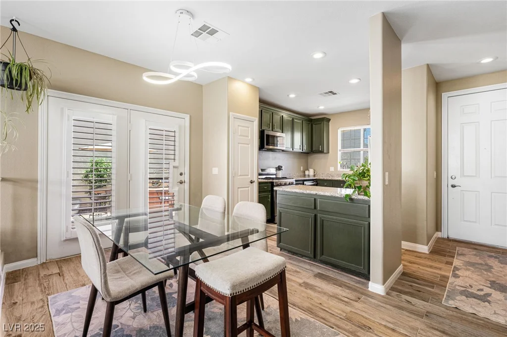 10276 Cherry Brook, Las Vegas, NV 89183