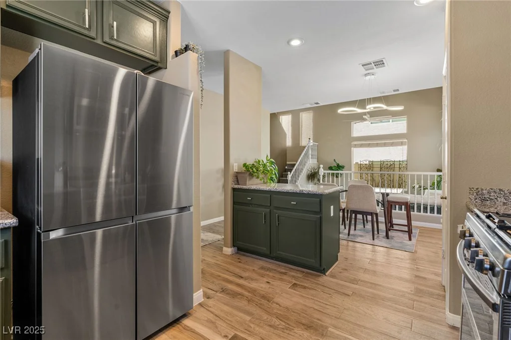 10276 Cherry Brook, Las Vegas, NV 89183
