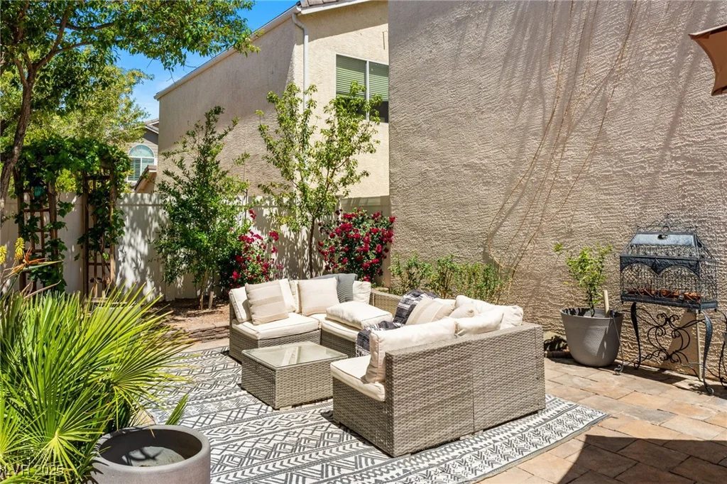 10276 Cherry Brook, Las Vegas, NV 89183