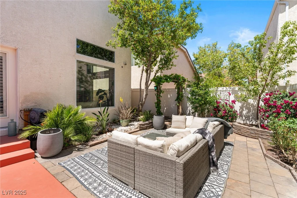 10276 Cherry Brook, Las Vegas, NV 89183