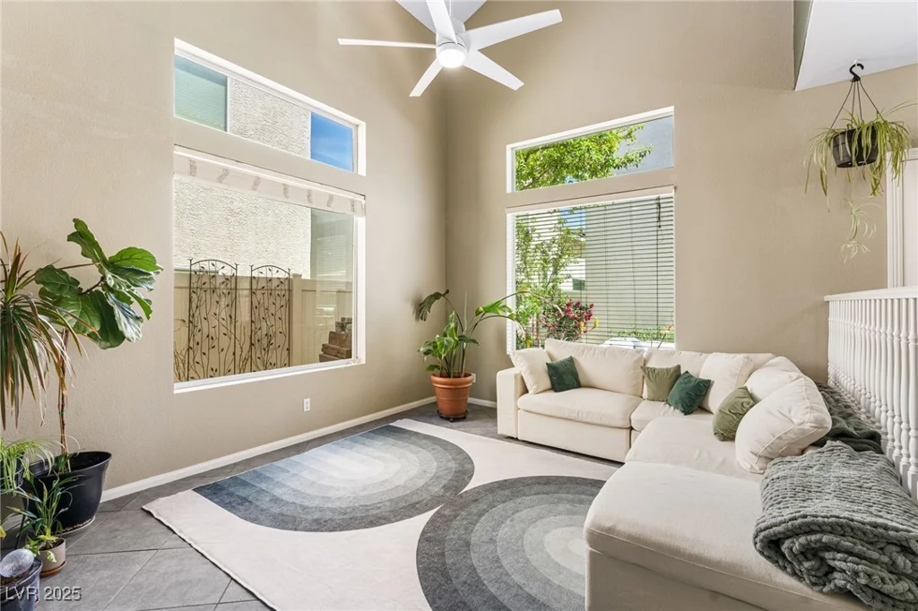 10276 Cherry Brook, Las Vegas, NV 89183