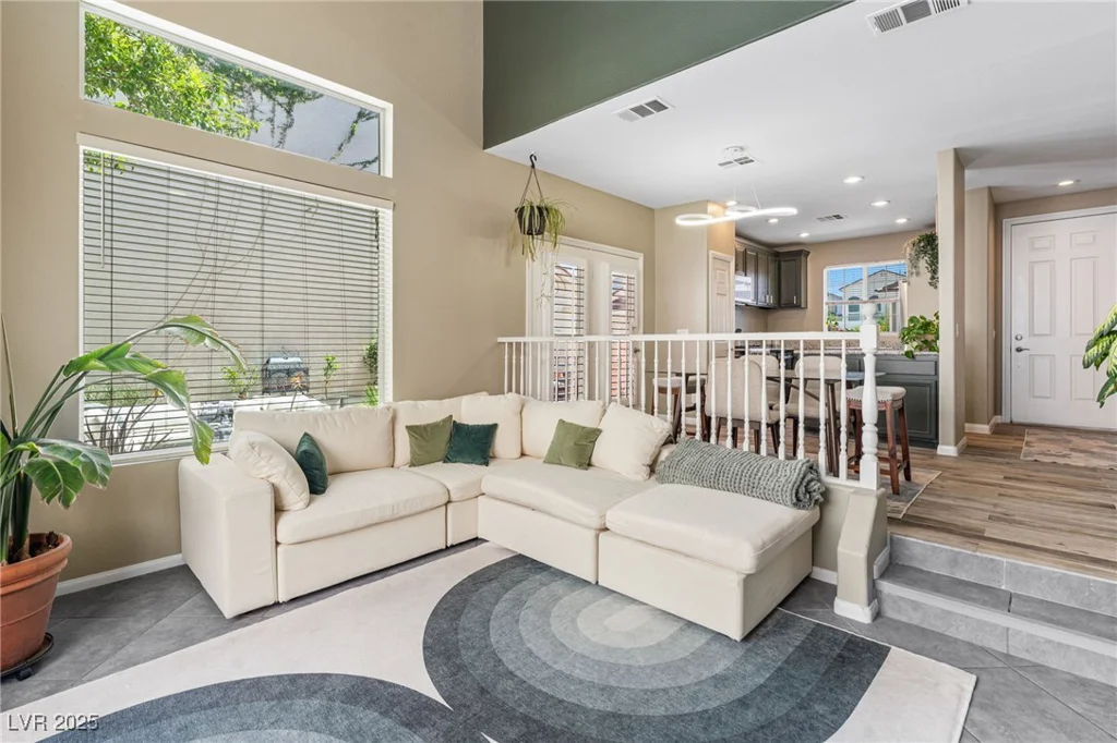 10276 Cherry Brook, Las Vegas, NV 89183