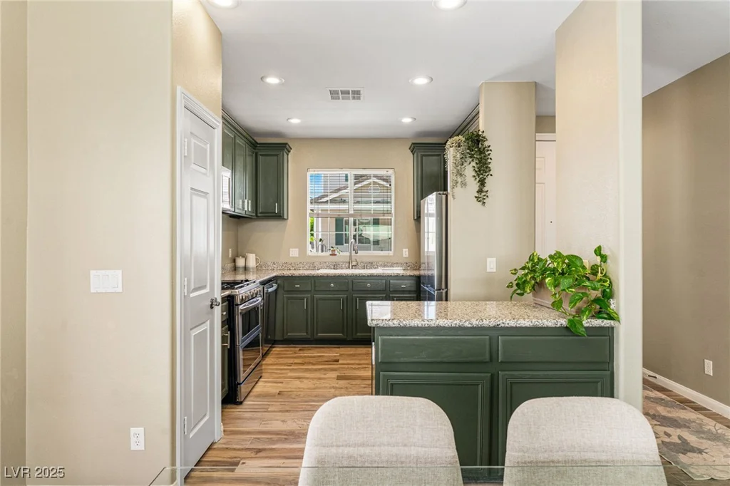 10276 Cherry Brook, Las Vegas, NV 89183