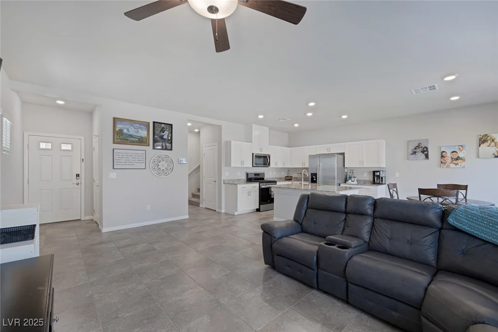 3808 Seyfert, North Las Vegas, NV 89084