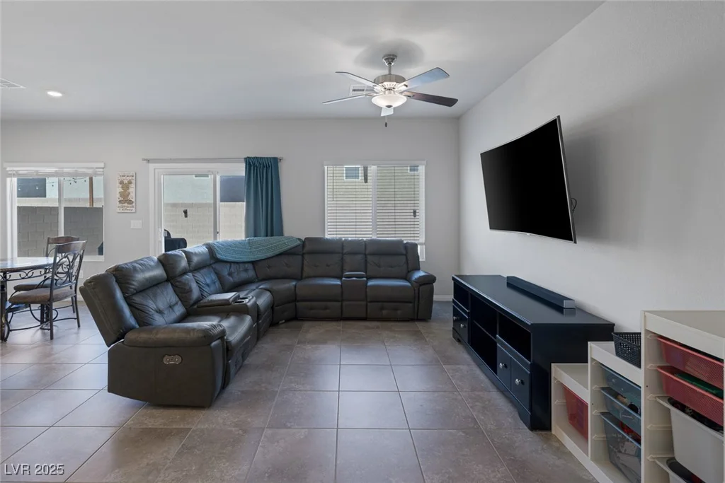 3808 Seyfert, North Las Vegas, NV 89084