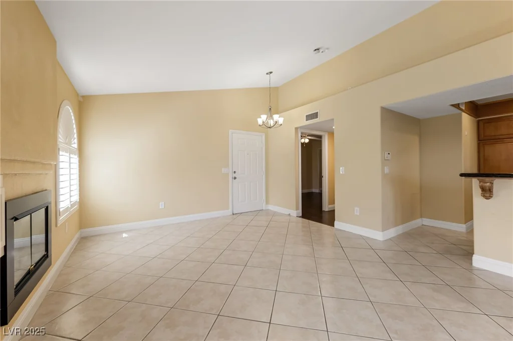 7950 Flamingo, Las Vegas, NV 89147