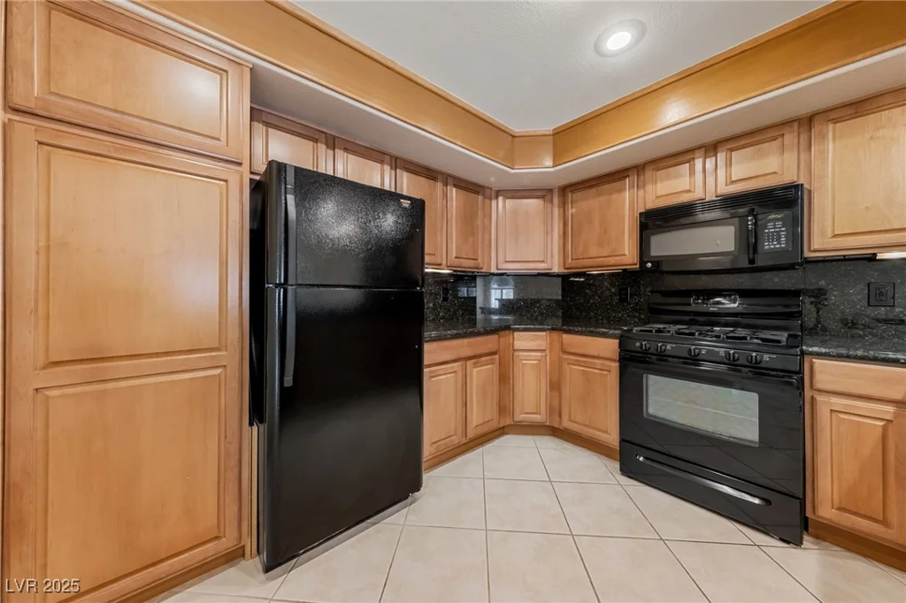 7950 Flamingo, Las Vegas, NV 89147