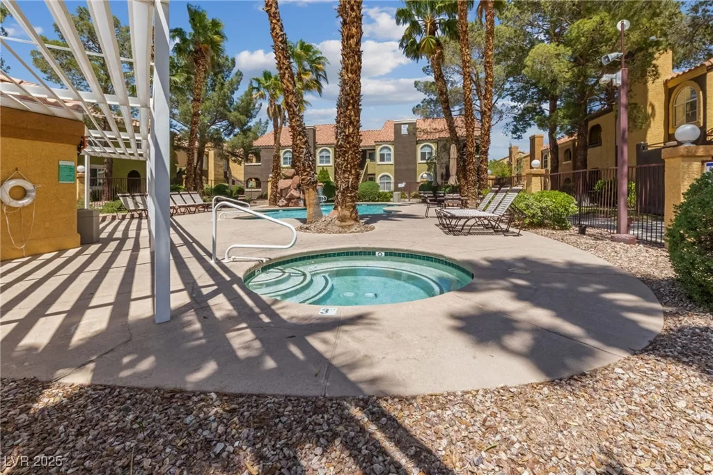 7950 Flamingo, Las Vegas, NV 89147