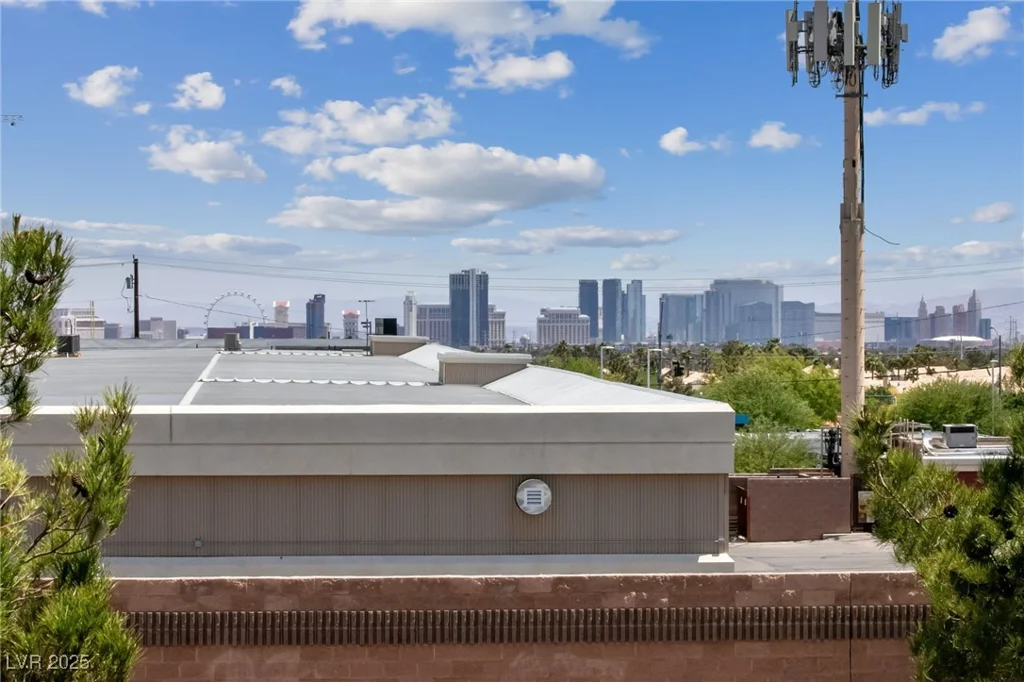 7950 Flamingo, Las Vegas, NV 89147