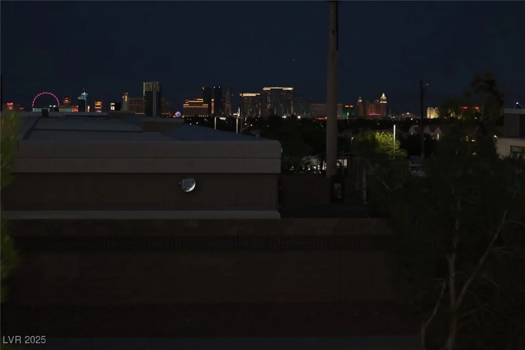 7950 Flamingo, Las Vegas, NV 89147