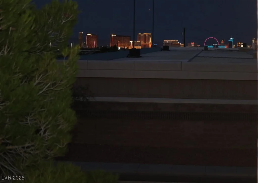 7950 Flamingo, Las Vegas, NV 89147