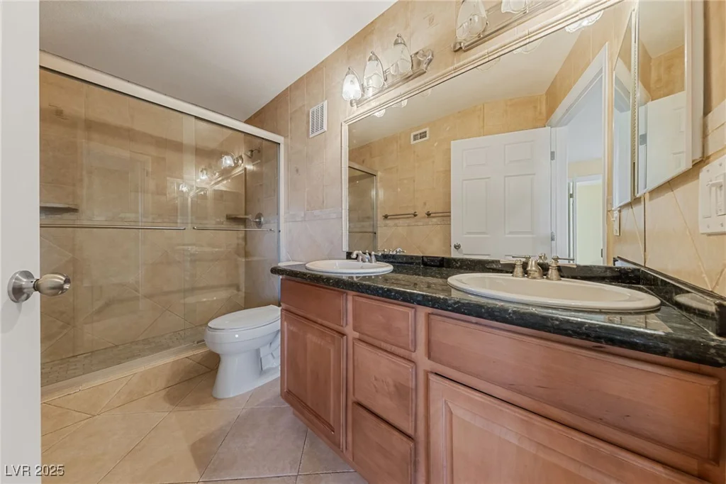 7950 Flamingo, Las Vegas, NV 89147