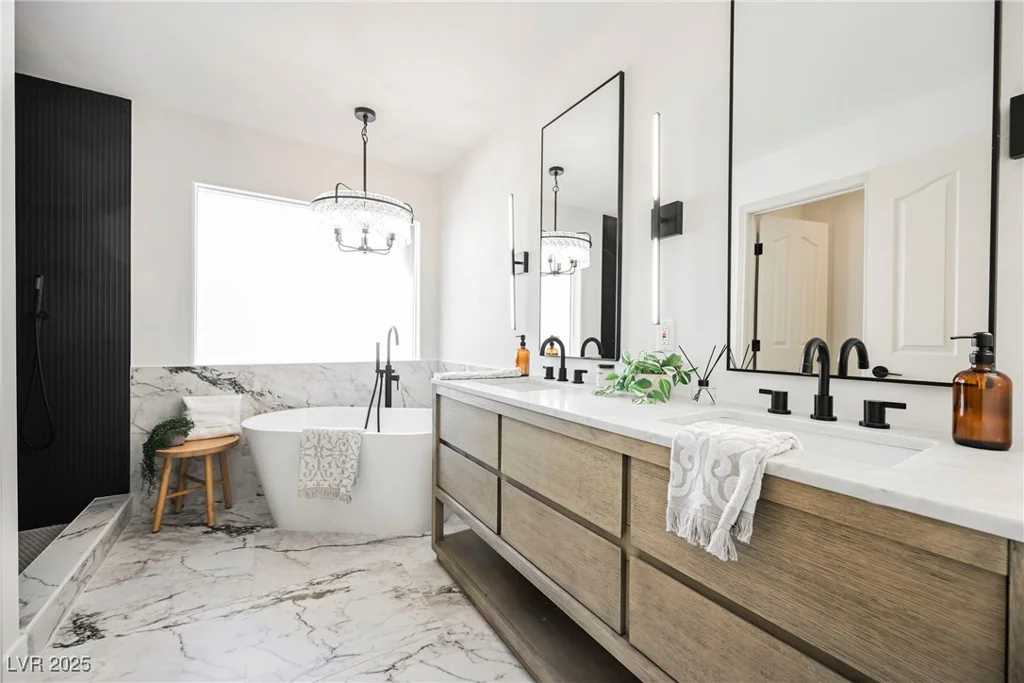 5840 El Capitan, Las Vegas, NV 89149