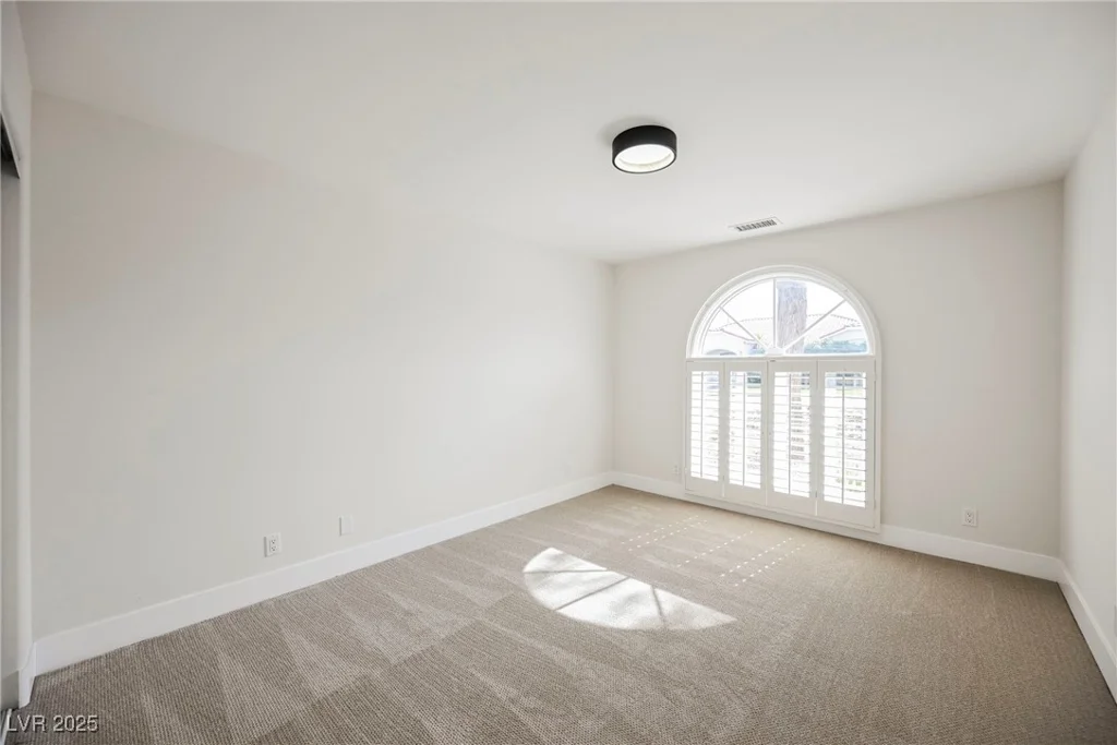 5840 El Capitan, Las Vegas, NV 89149