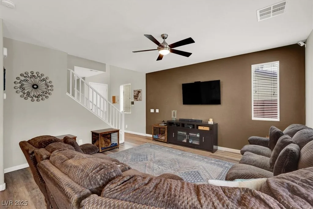 10631 Kennedy Peak, Las Vegas, NV 89166
