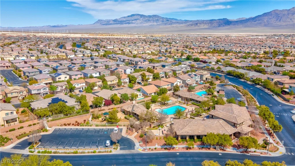 10631 Kennedy Peak, Las Vegas, NV 89166
